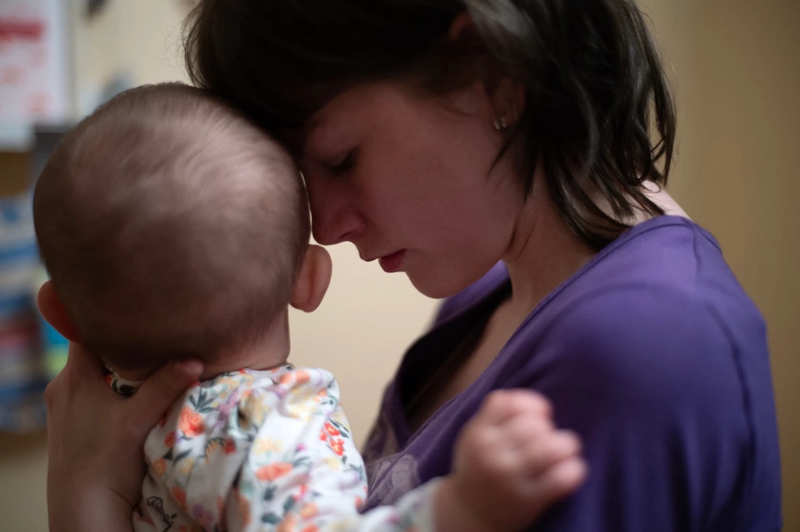  Young Mothers (Les Jeunes mères). Photos: © Christine Plenus