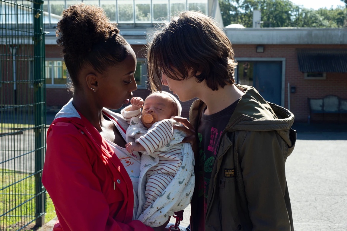 Young Mothers (Les Jeunes mères). Photos: © Christine Plenus