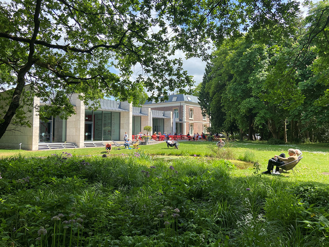 Museum Kranenburgh garden. Photo: Michel Claus